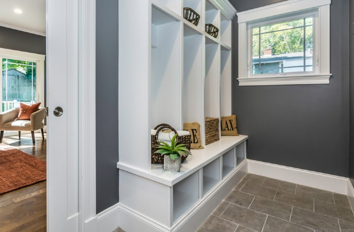 Mudroom Cabinet Services